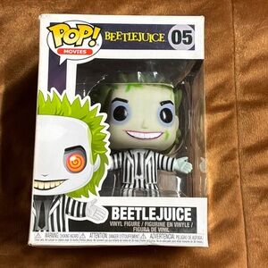 Funko Pop! Beetlejuice Vinyl Figure - Green Hair, Black and White Suit